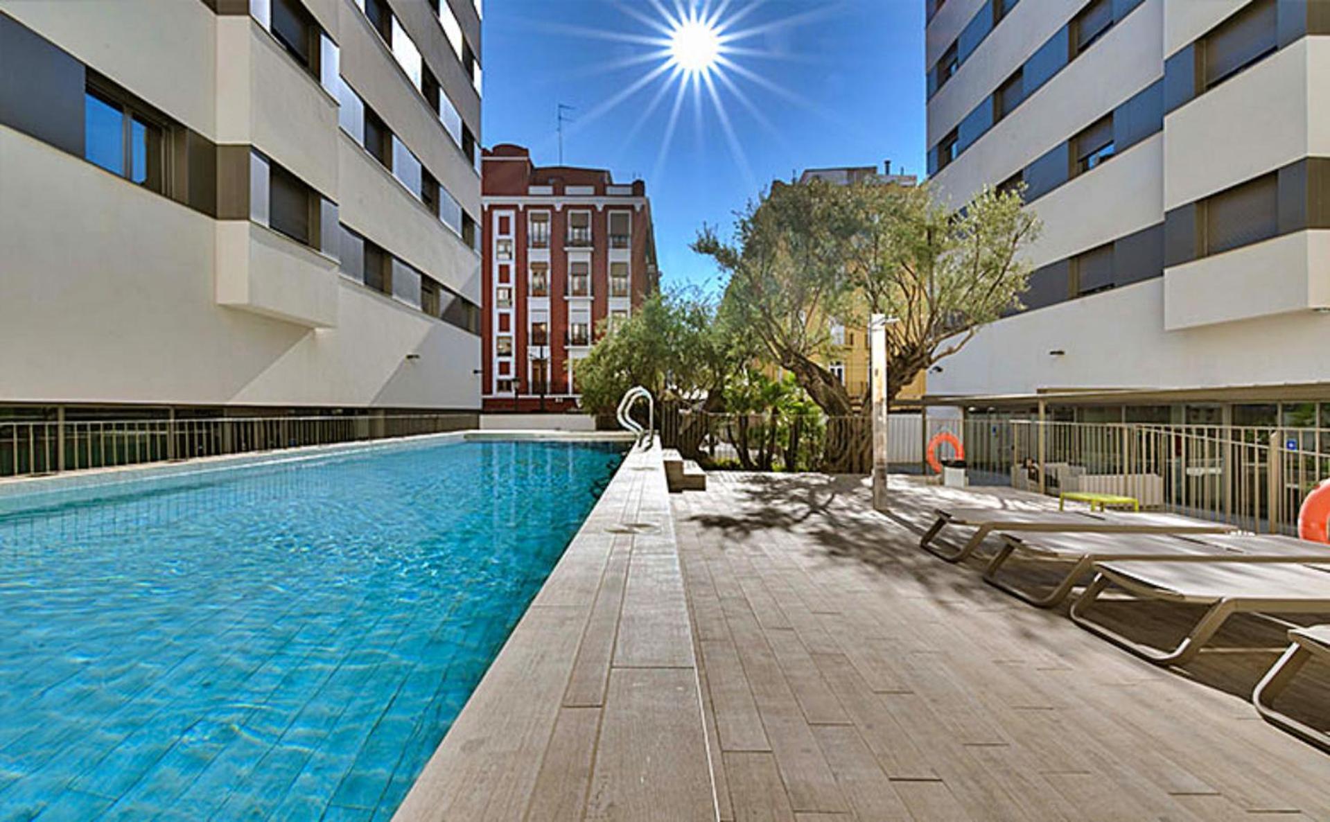 Livensa Living Studios Valencia Marina Real Экстерьер фото